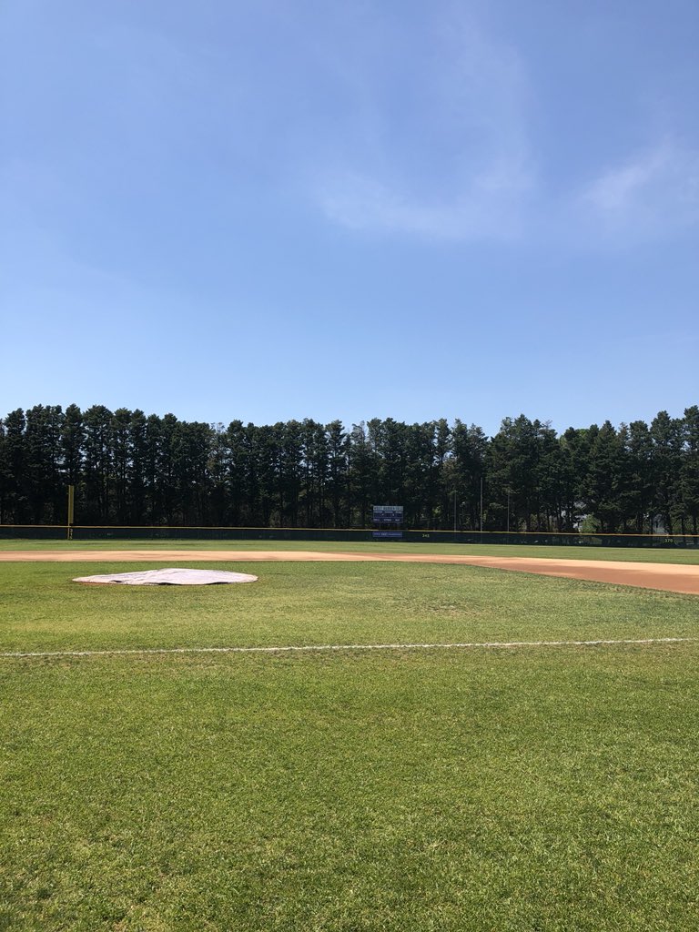 BroughtBaseball's tweet image. Ready for what’s hopefully not the last practice of the year. Work to do. Noise to make. Goals to reach. #MTM #1CAP