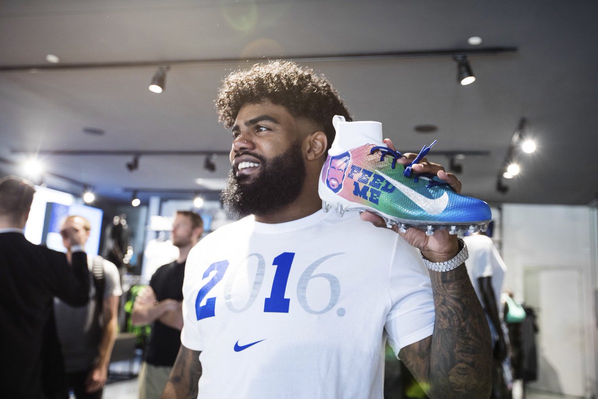 brianjacob89's tweet photo. #NFLDraft2018 #NikeFootball #HandshakesAndHugs #GetGone #ThisIsLimitlessCreativeCo https://t.co/E06aRoMUEw