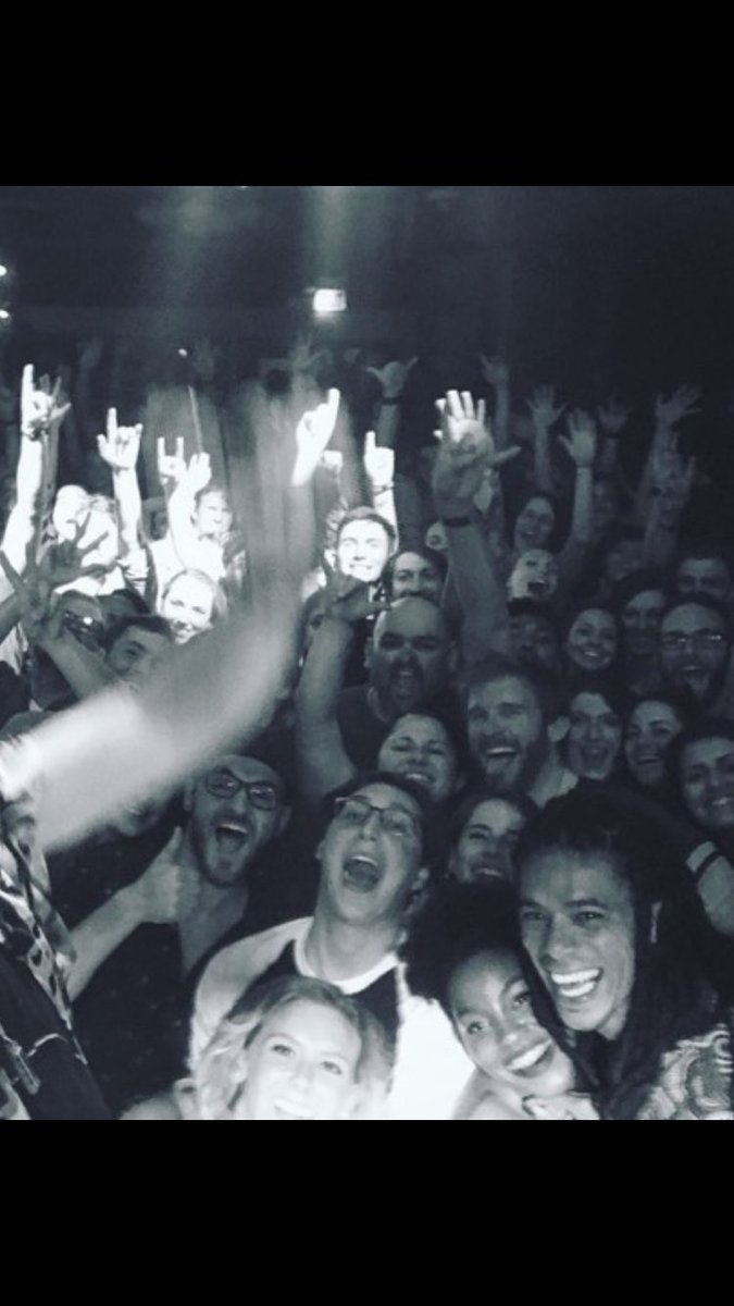 MrSakitumi's tweet photo. See if you can find @devindrums in this pic? look closelier π let me know in which photo you finally found him 1,2,3 or 4? #wheresdevin #loopstour #chicago πΊπΈ https://t.co/z6nQP4X8Tq