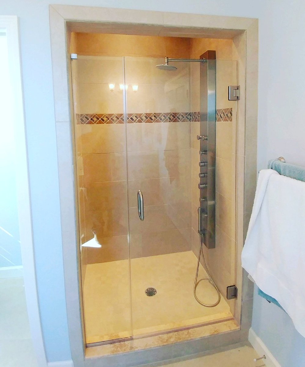 BTglass1960's tweet photo. Frameless headerless shower enclosure. #brittandtilsonglass #asheville #showerenclosure #framelessshower #headerless @RENOandDECOR https://t.co/DWsXUSKmz8