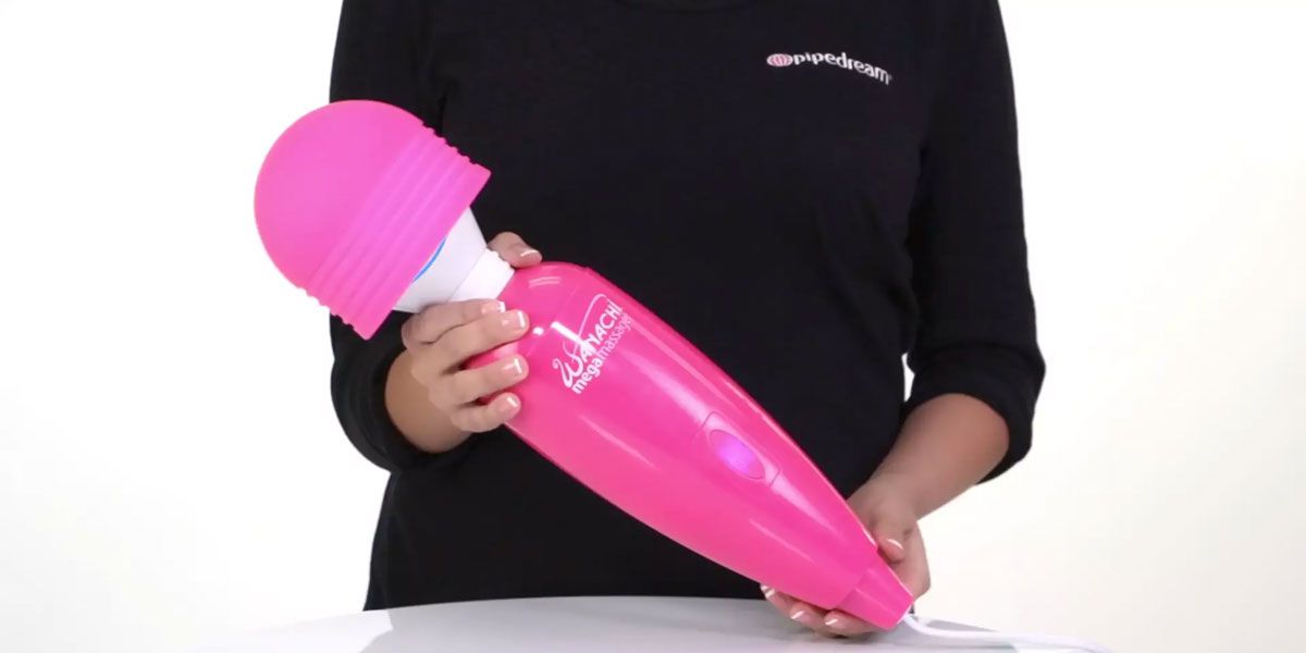 Please Look at This Ginormous Vibrator. pic.twitter.com/qYKeRv9kJv. csmo.us...