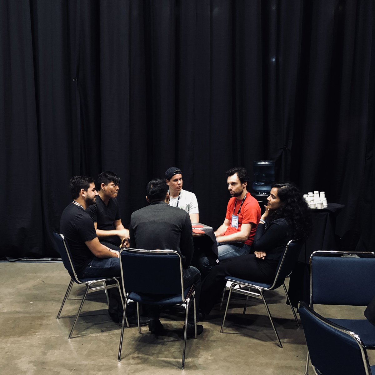 We have started Day 2 of Collision Conference meeting with 10 impressive startups at Office Hours - a programme for startups and investors to meet. ✌️