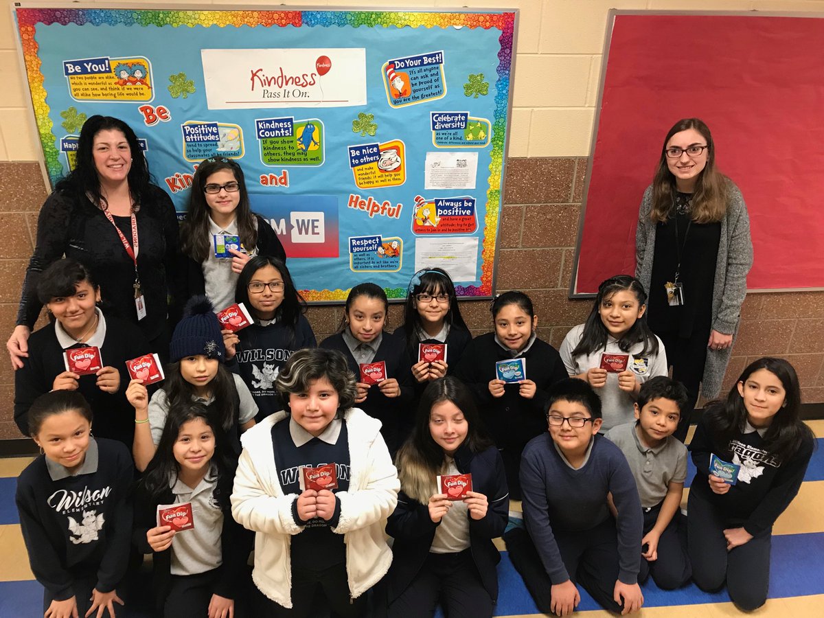 alwaysinstylec2's tweet photo. Wilson’s Kindness Club #Valograms raises $600 for @WEday #WEDay money went to battered @Sarasinn women’s shelter, homeless-@BEDS and a party for all of our service efforts!! Congratulations students, you have done an amazing job🎉🌈🦄😘❤️💞👬👭👫👭👬👭👫 https://t.co/V7AXaoRLYh
