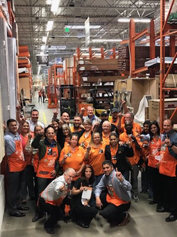 Awesome visit at 1526 Glendale Co today with <a href="/brianzinnpmd/">Brian Zinn</a> @MikeCrump_D214 this is #OneTeam what a great store!