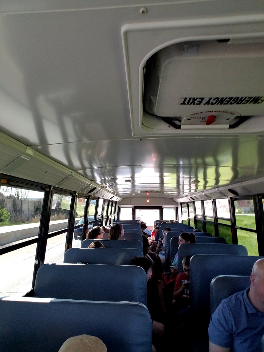 JenWevodau's tweet image. Beautiful day for a ballgame! #ICTeamConquerors #ICROCKS #SASDpride