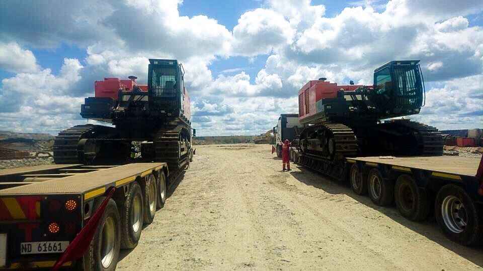 DEM_Group's tweet photo. Two @HitachiCME ZX870 delivered today by DEM D.R.C. Congrats to the team! #HITACHI #DEMGROUP #DEMDRC https://t.co/JivmLDmFmu