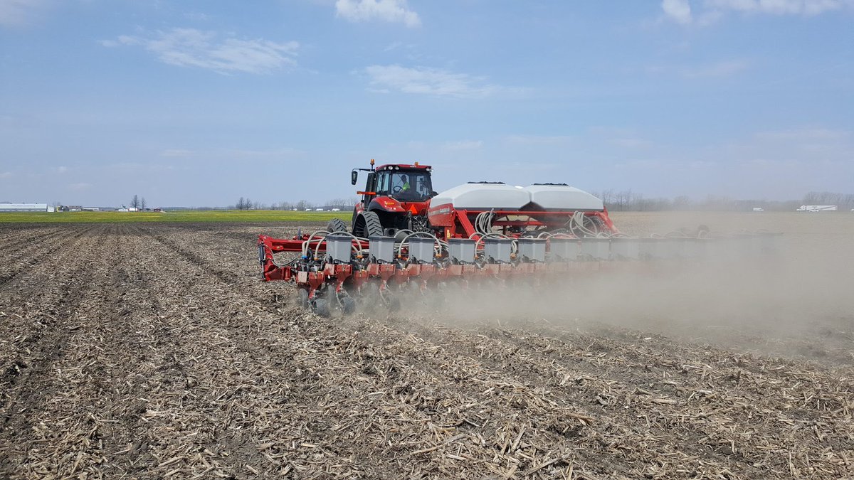 OhioStatePA's tweet photo. Busy day today....planting the new multi-hybrid logo for this year! What do you expect to see?! 👀
#PrecisionAg #plant18 #Multihybrid https://t.co/THc8x46OMi