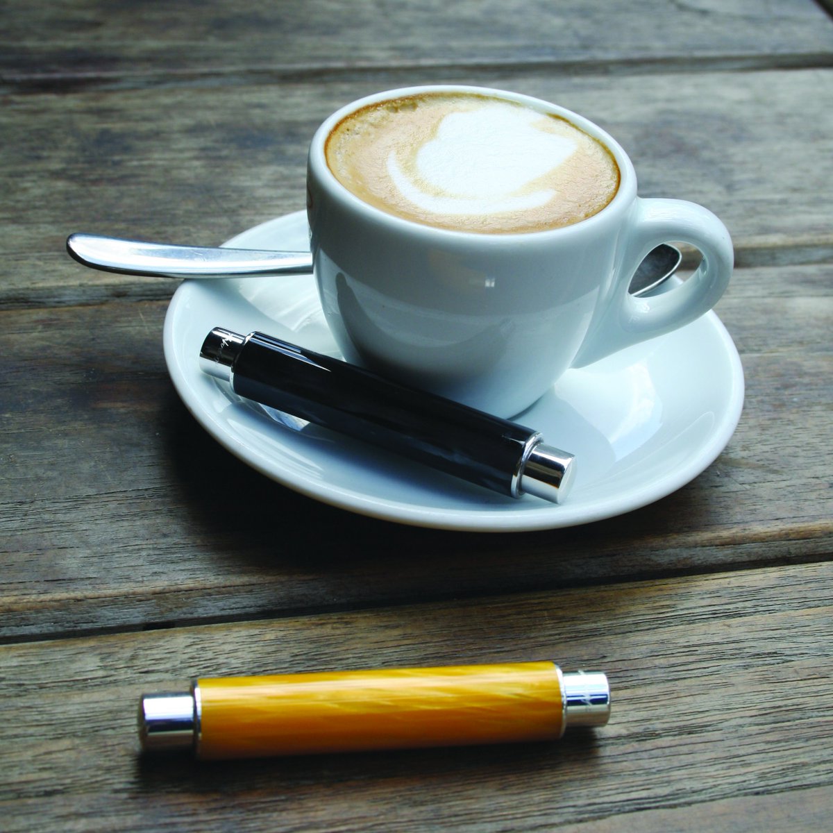 Small and inimitable,just like a real Italian coffee. #Gnomo is the first retractable #fountainpen designed by #Montegrappa. When closed it measures only 8 cm and it is perfect for any pocket or purse, when in use,instead,it behaves and feels like a full-sized #writinginstrument.