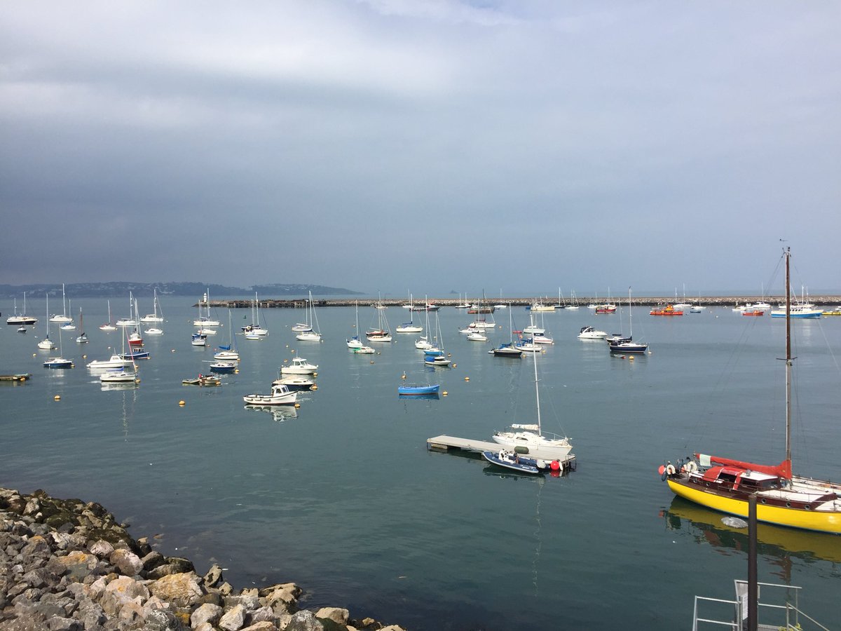 RowWestRegion's tweet photo. Gr8 to be back tutoring...L2 session coach @BrixhamGigClub at weekend, 9 new keen coaches part way thru the course https://t.co/41wqhA3pJn