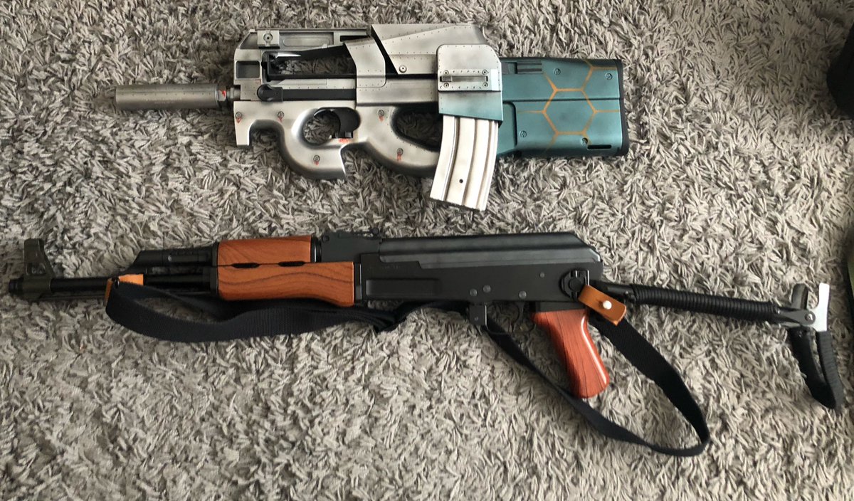 New pews ak47 and custom painted p90 ( airsoft toys not real steel)