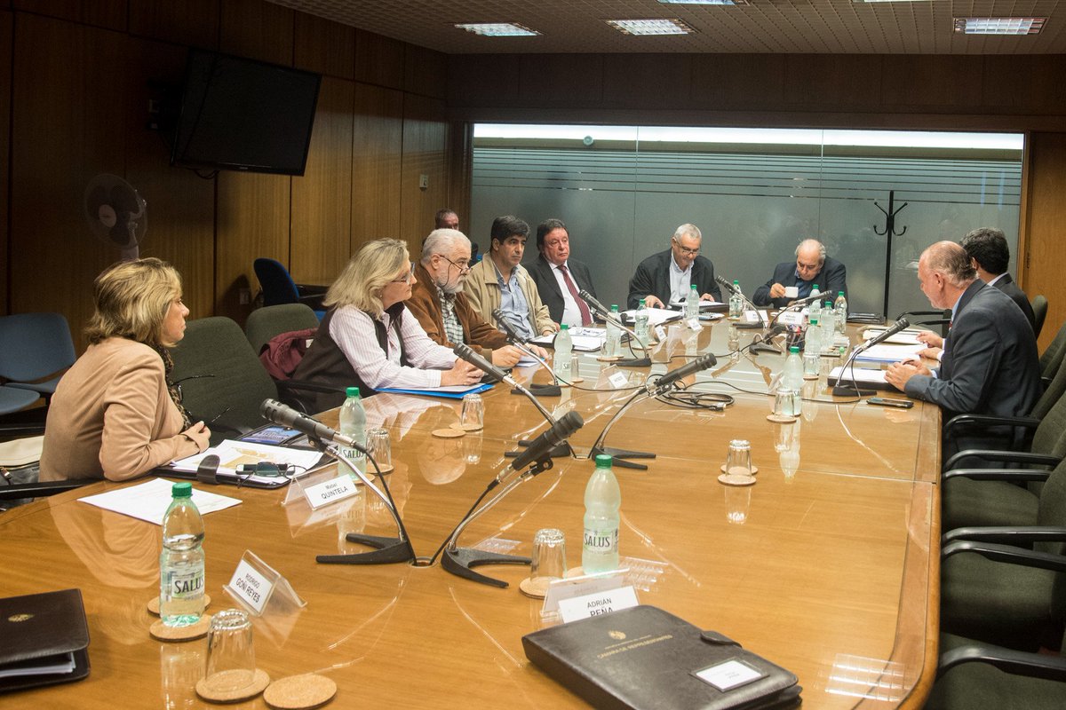 Diputados UY tweet media