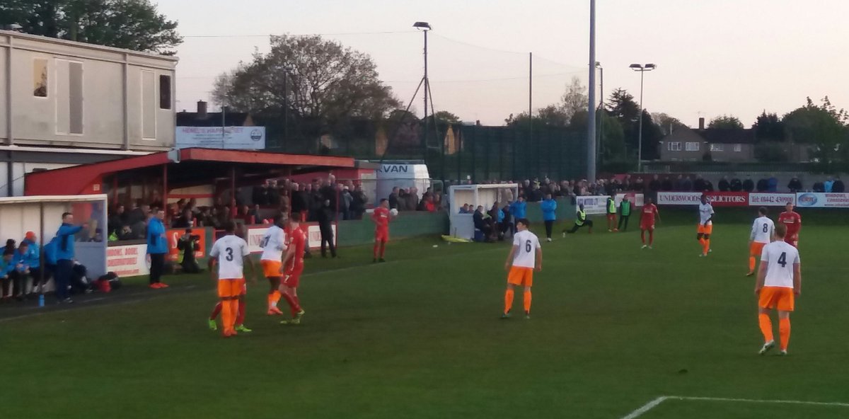 redlegTudor's tweet photo. HT ⚽ in @TheNationalLge South Q/F Playoffs its @hemelfc 0-0 @braintreetownfc .. all to play for #allsecondhalf with @TudorsClub @tudor_army @NonLeagueCrowd .. as the @HemelFans continue to enjoy the 🎶singing🎶 👏 https://t.co/xp7iRVG9d6