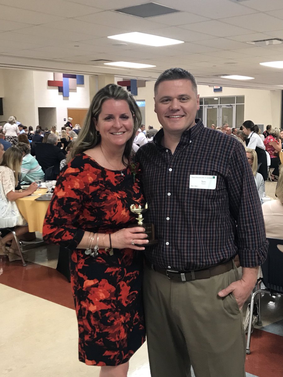 EFBucher's tweet photo. Congrats, Janine! So deserving...2018 Project Excellence Award 🌟👩🏻🏫🌟#MECCShines #SpEdLove #WhateverItTakes https://t.co/LS7tER75jh
