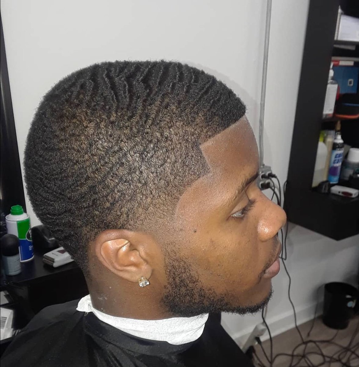 getrootedLLC's tweet photo. Barbers Love this Butter! β€οΈβ€οΈβ€οΈ #supportblackbusiness #getrooted #ivorysheabutter #organic #allnatural #bodybutter #naturalhairproducts #staywoke #healing #barber #barbergang #barbershop #natural #holistichealth #melanin #gold #knowledge #blog #blogger #bloggerlife https://t.co/gdpXXdCVH4