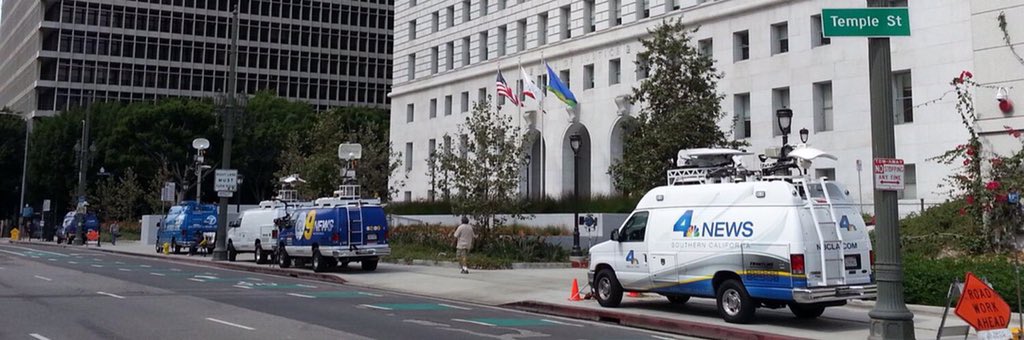 LASDRotella's tweet photo. LASD frequently interacts with local media partners on the various stories that cover Los Angeles County. Here is a great example of local media getting the story in the DTLA area, parked in front of the Hall of Justice https://t.co/l5FTIEQgRJ