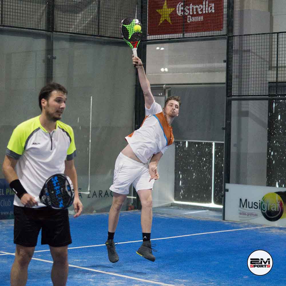 dosmsports's tweet photo. @_PeterSan_ Trabajo y llegarán los resultados. Buen juego presentado en pista ＃Padel #WPT #WPTOpenZaragoza2018 #2msports @dosmsports https://t.co/rpQpYFPvqt