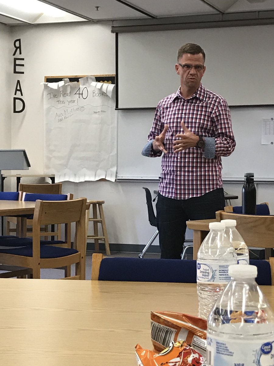 DannyEnck's tweet photo. Appreciate Korey Shorb for coming out to speak with students, parents, and community members tonight. Powerful conversation about decision making and the power of addiction. Huge thanks to @FCPSLiaisonTMS for making this night happen. https://t.co/aZQFJVih4S