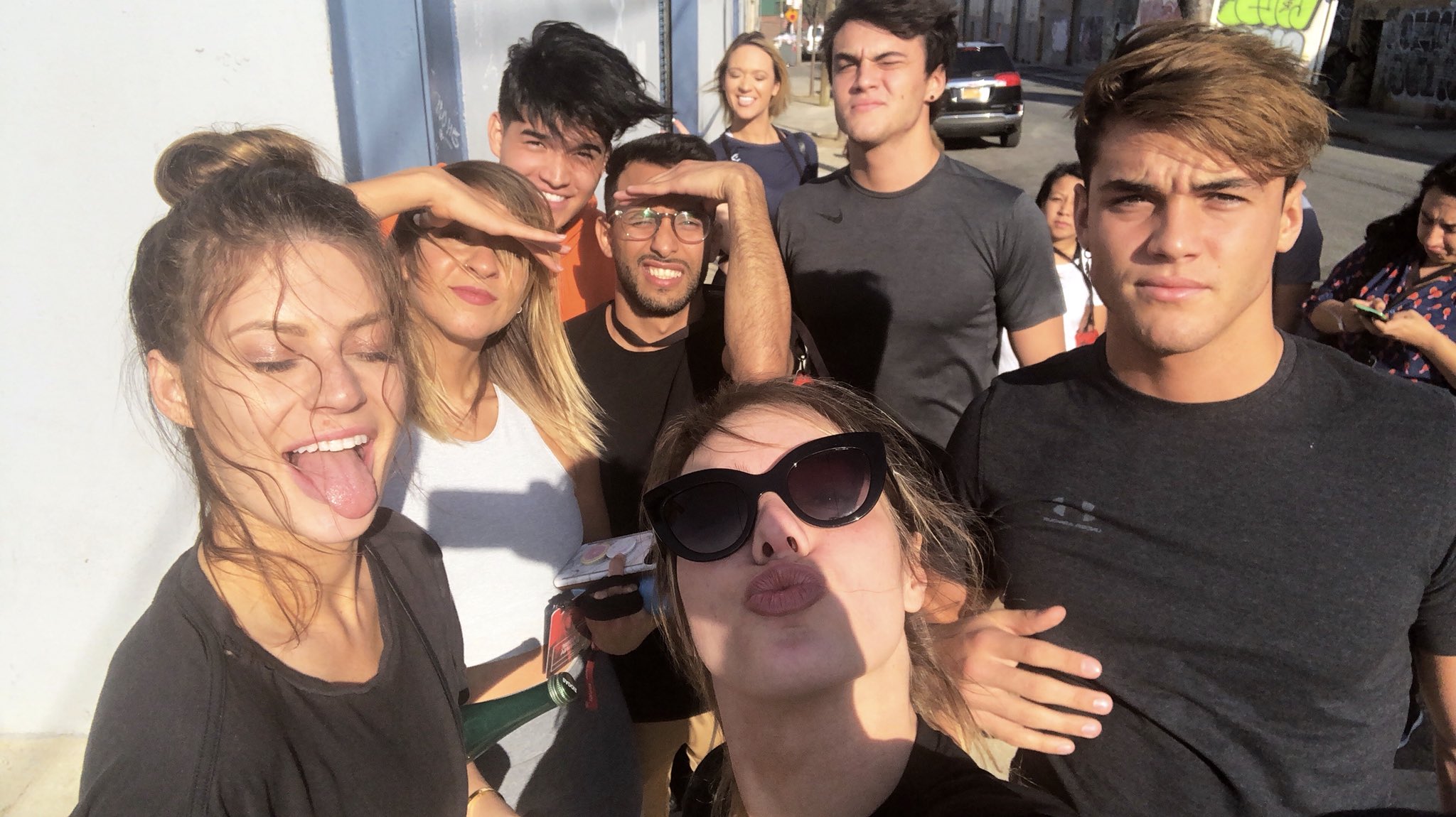 Hannah Stocking on Twitter: “My first @YouTube #creatorsummit 🤙😸