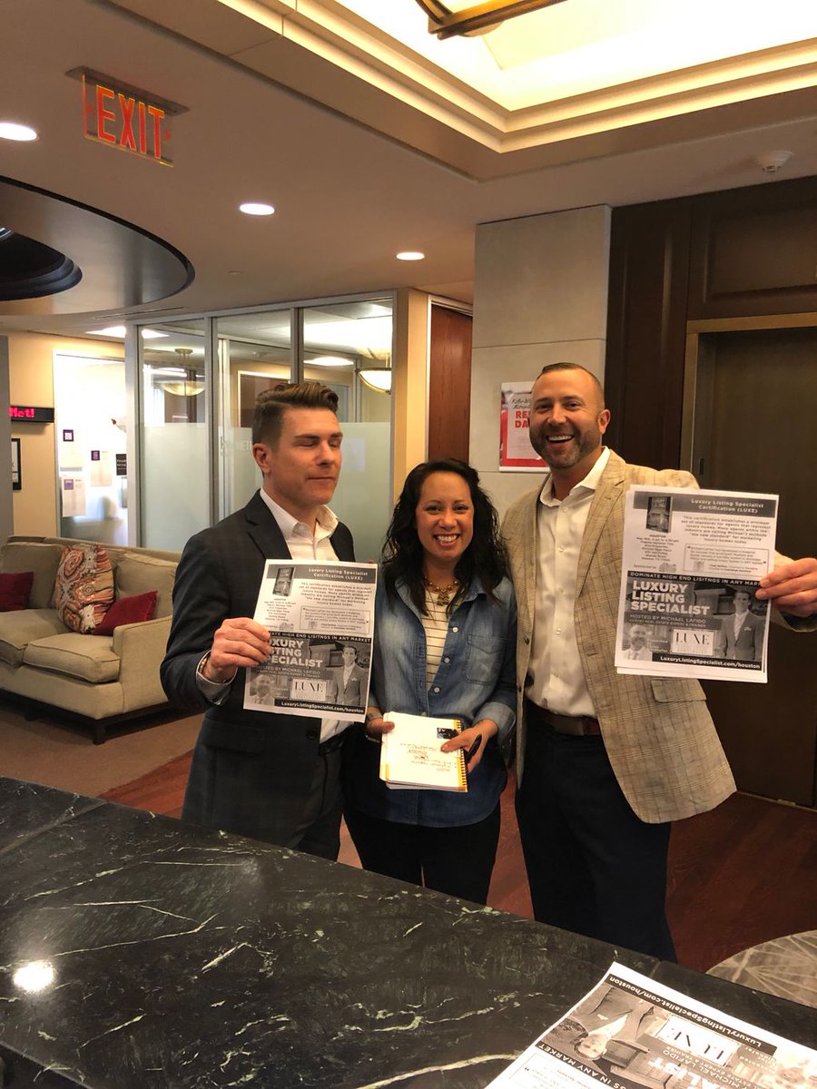 taywaidhofer's tweet image. Lovin on the first KW office that loved of me! My eyes are closed in one &amp;amp; Kenneth, your eyes are close in the second lol It’s perfect.
#kellerwilliamsmetropolitan
#luxurylistingspecialist
#houstonrealproducers