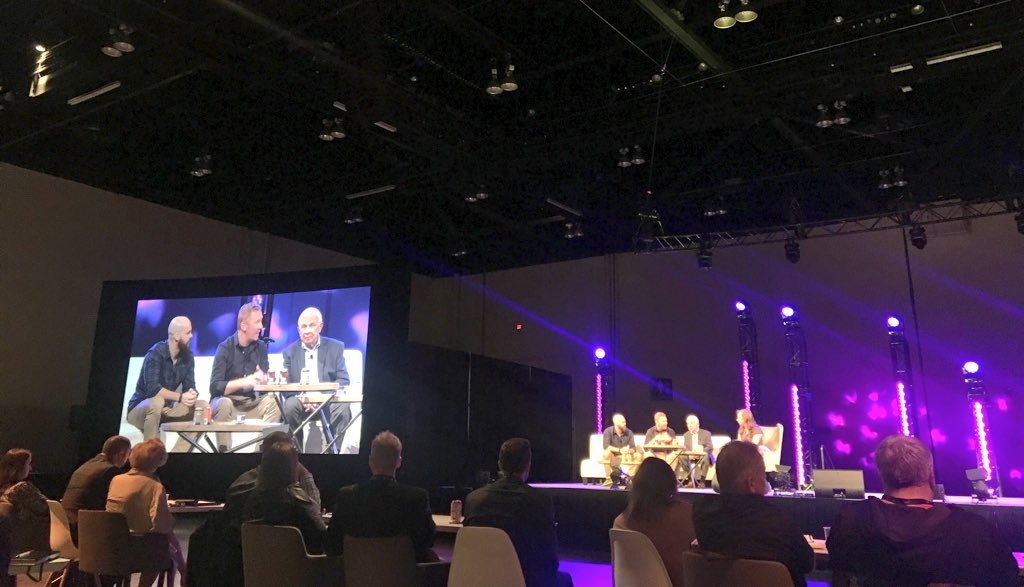 Three generations of Calgary craft beer icons sharing a <a href="/ToolShedBeer/">Tool Shed Brewing Company</a> while chatting about 🍻. #ONWARDyyc #yycbeer #allthebest