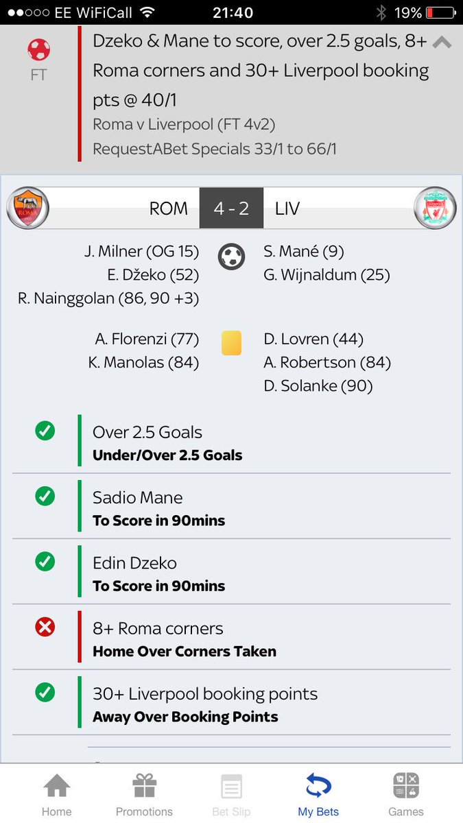 agentphotograph's tweet image. When the ref gives a pen for handball in the 93rd min when it should have been a corner - robbing me of a win 😩 @SkyBet I think you should pay it out #gutted #refjustice #skybet