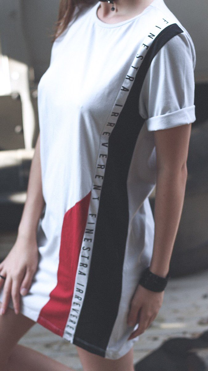 Finestra_clth's tweet photo. Camiseta ou T-dress, você decide!
⠀
Camiseta Ladder, disponível no nosso site e no Showroom!

https://t.co/Hr6xryq6Sf https://t.co/HNBqydSmLL