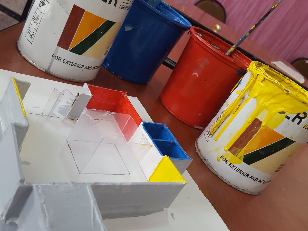 ManarAlsamman99's tweet photo. De Stijl
piet Mondrian
My architectural Model for the project
@InteriorDesign @artarchi @NewsArch 
@chantalof @mahmoudhamdo1 https://t.co/3mMAEm761b