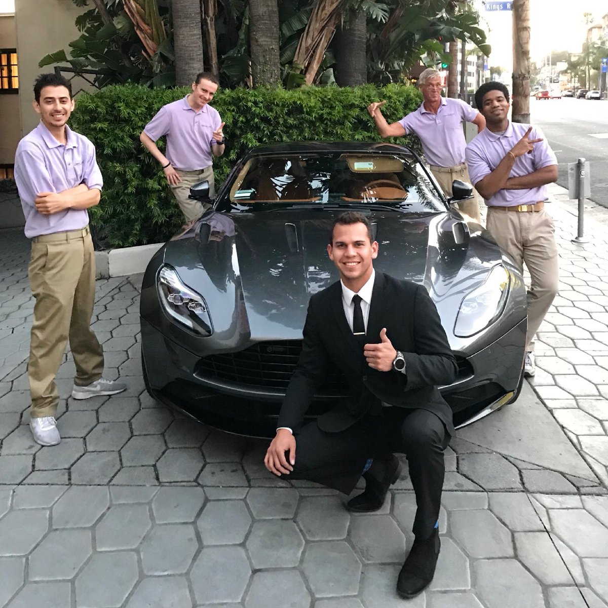 LAZParking's tweet photo. The team at @Sunset_Tower Hotel in #LosAngeles are getting ready for a busy night on the #SunsetStrip, but first... they had to #OwntheMojo! https://t.co/k1aMGsnT9P