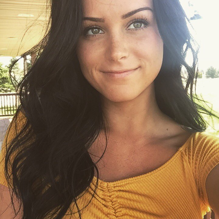 RealIySteph's tweet image. 