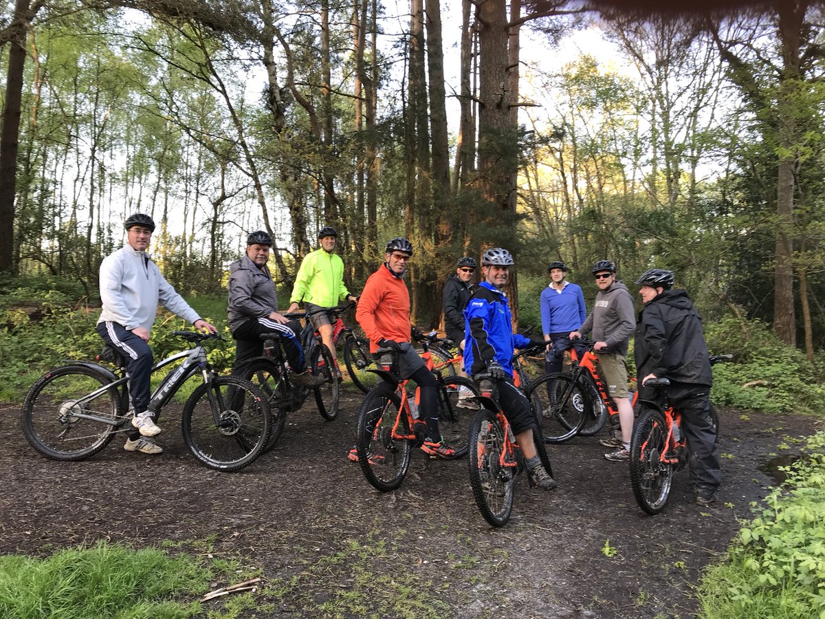 CowdrayEstate's tweet photo. Great evening with #Midhurst based @allridenow exploring the Estate on their amazing electric โก๏ธ bikes ๐ฒ 14 miles #ambersham #lodsworth #easebourne #bepton #offroad & great supper @RoyalOakMid ๐๐ป https://t.co/m83ArTFl5f
