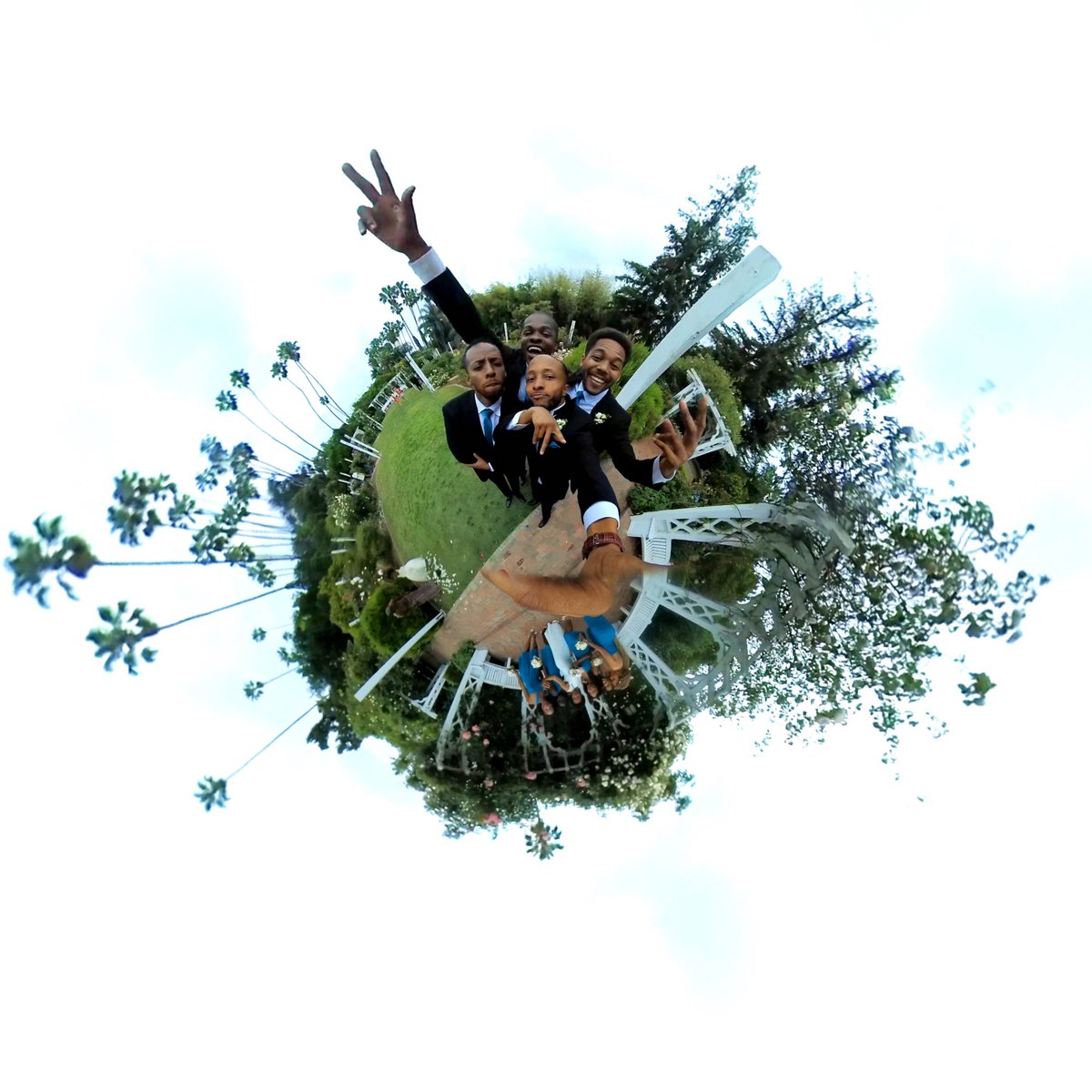 For those days when you feel on top of the world, the ION360 U is here to help you show the world! #LiveInTheWow