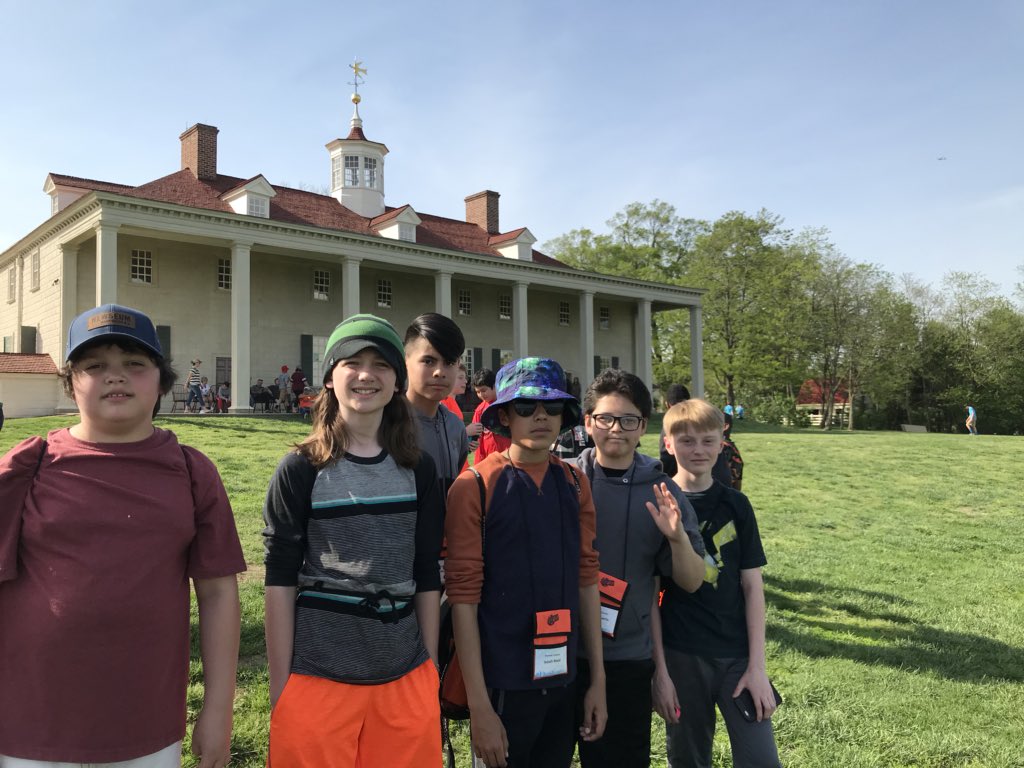 kgdoyle4's tweet photo. Hanging out in George Washington’s backyard at Mount Vernon.
#PCSMSTrip #learningisfun #potus1 #mountvernon https://t.co/i67WZUdfGG