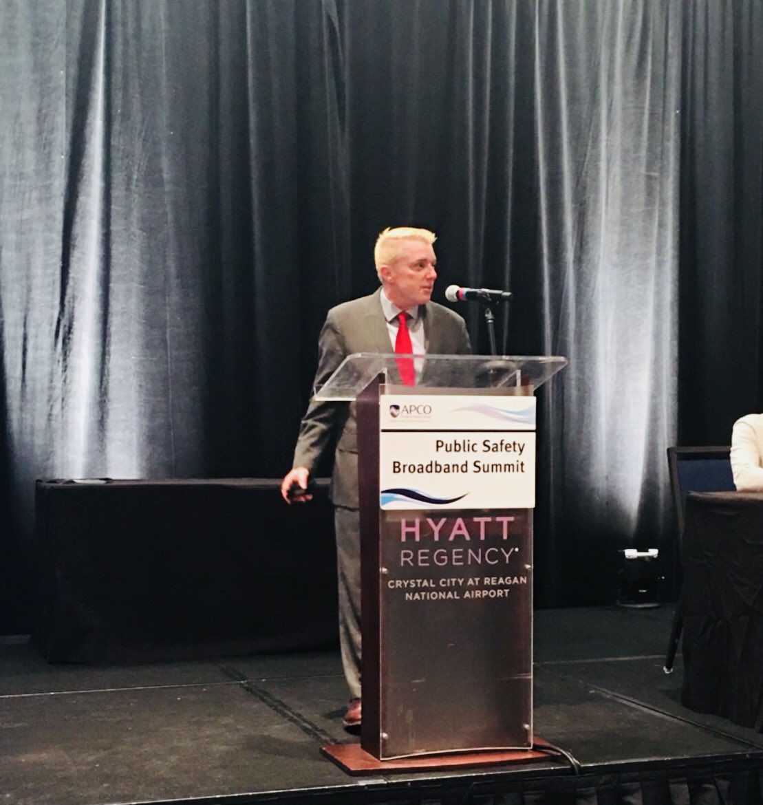 kobham's tweet photo. Check out @EHagerson at the @APCOIntl Public Safety Broadband Summit sharing how @TMobile is implementing new 911 location technologies &amp; our team at the 2018 Leadership Policy Dinner! #BBS @GRO_APCO https://t.co/EyjQJos1lr
