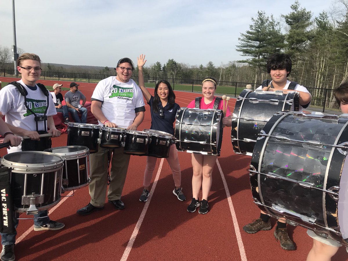 JennLeeTV's tweet image. Ohhhhh fun times in #Killingly for #20townson3 watch in 20minutes coming up @WFSBnews 😁