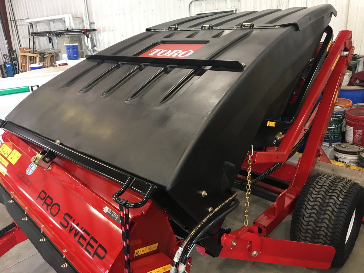 danfarnsey's tweet photo. Welcome to your new home #ProSweep! Thanks to @TurfEquip @TheToroCompany for taking care of us! 👊🏼 https://t.co/sXhqW2sRxD
