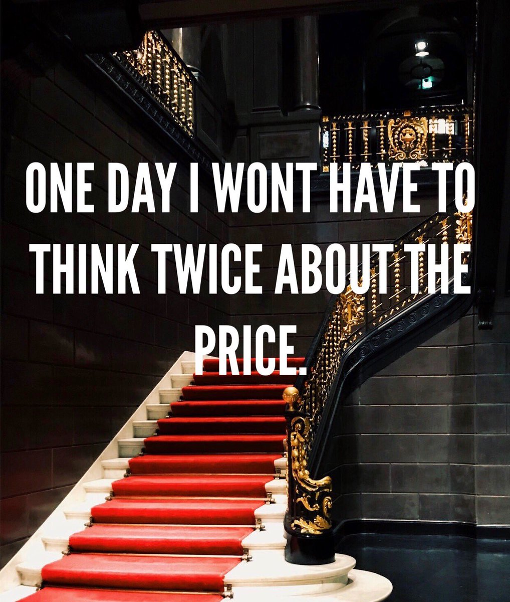 PinicalMedia's tweet photo. Entrepreneur #hustle #motivational #grind #Entrepreneurship #success #ambition #wanttomakemoney #linkinbio #BREAKING #smallbusiness #2018mindset #accomplish #goals #mentality #retweet https://t.co/p5WGUs2gv1