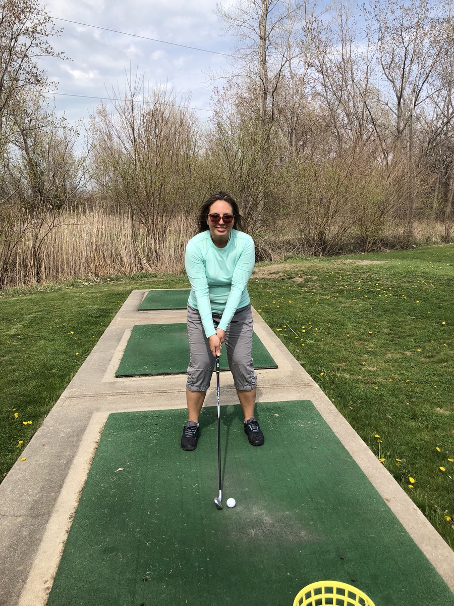eliashernandez's tweet photo. Practicing my #golf swings today in #YQG ! Getting ready for many great local #golftournament with clients this season! https://t.co/oBVVfaEBO4
