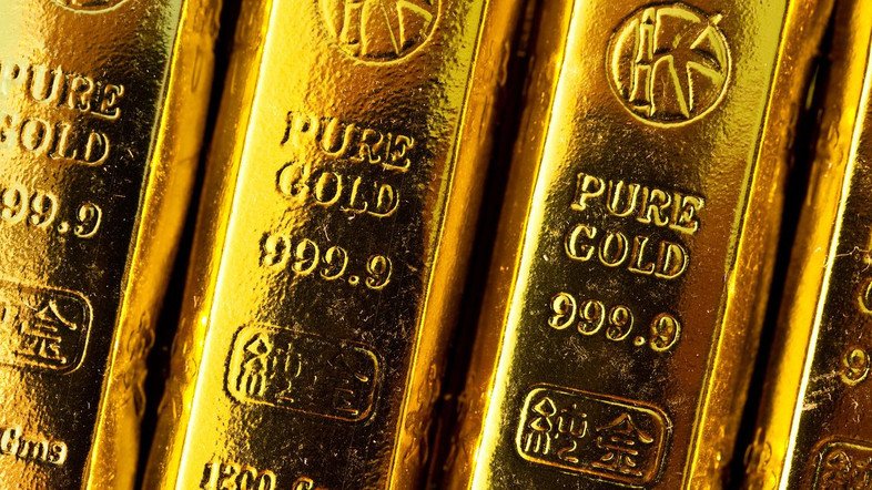 AlArabiya_Eng's tweet image. #Sawiris buys #gold worth half his $5.7 bln fortune ... Is there a crisis ahead? ara.tv/2q9ft