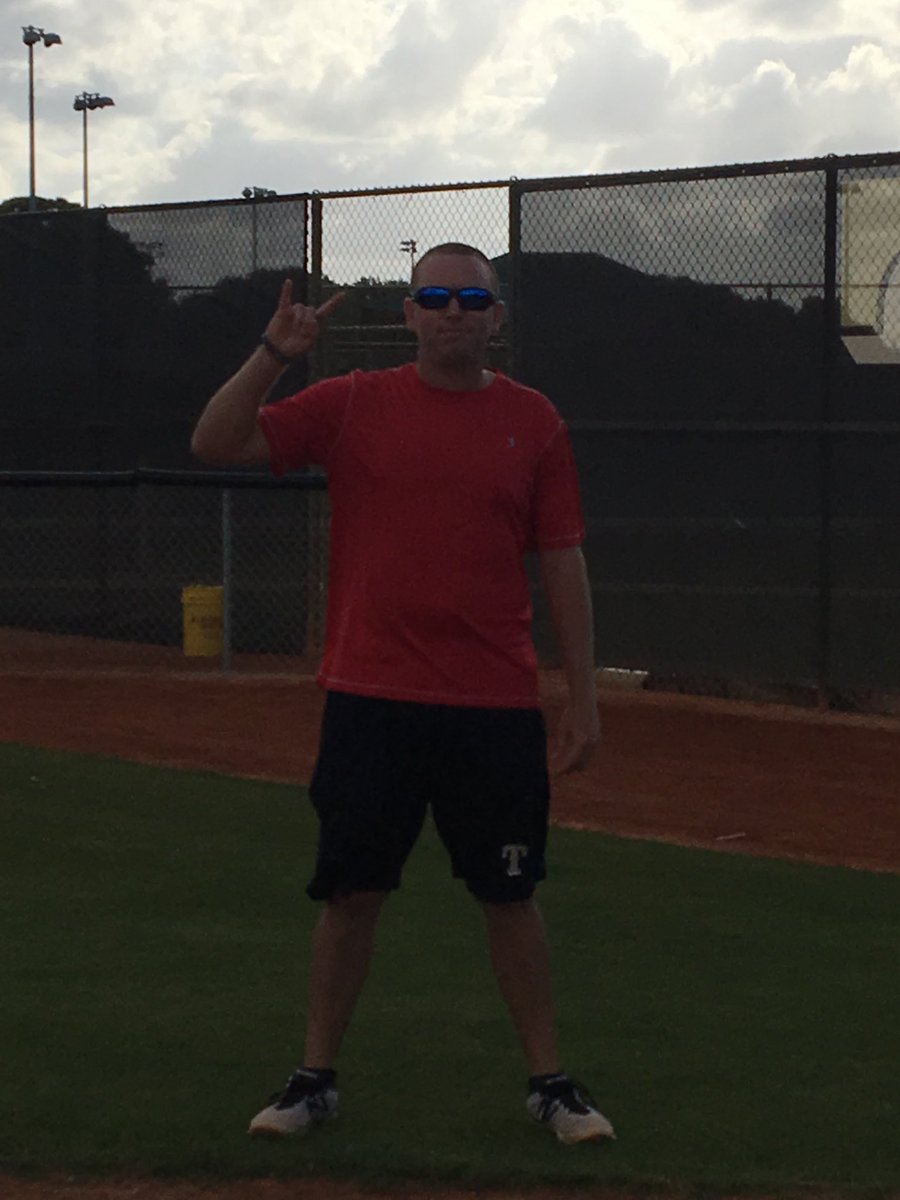 mike_sindone's tweet photo. And it’s a fresh start! 😂@CoachKemp #bornbred https://t.co/LT5p85YnjW