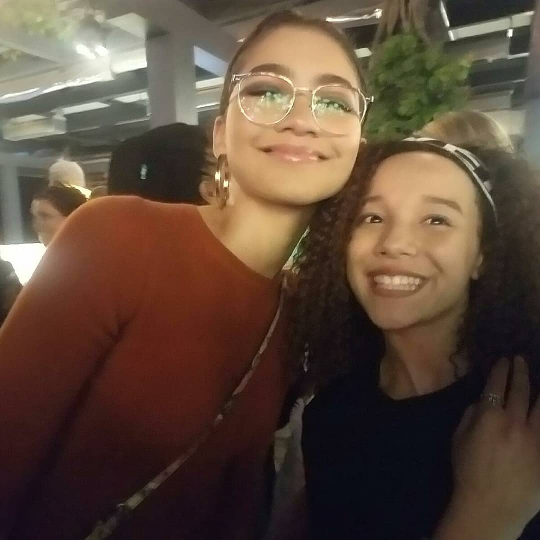 AhnyaORiordan's tweet photo. Last weekend was incredible 🤗 Got to meet so many amazing people, all coming together for a great cause!! @Zendaya , @StormReid &amp; @AmandlaStenberg are all super sweet superstars ☄😍👍🏽 #CityYearLA #GraduateLA #SpringBreak #Zendaya #StormReid #AmandlaStenberg https://t.co/kTgqmzYi28