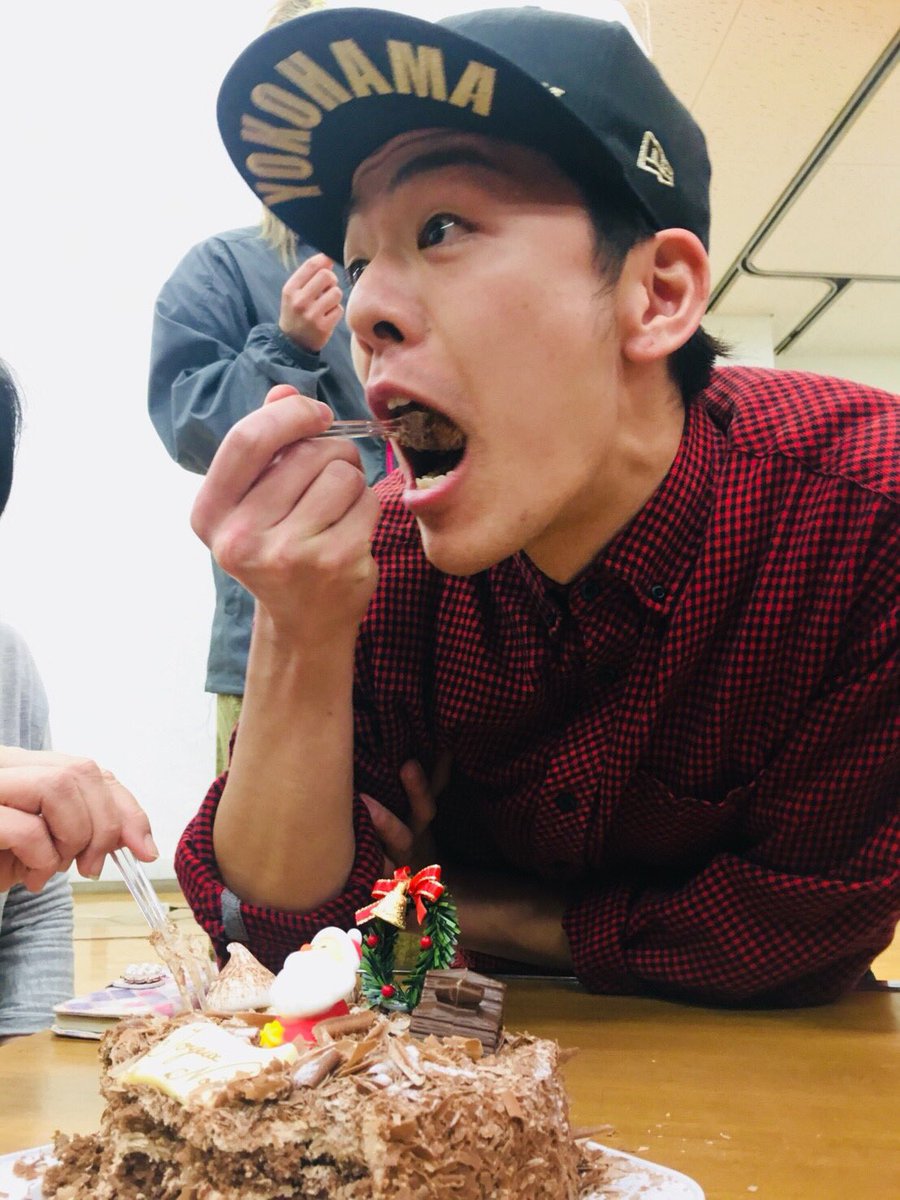 井筒雄太 Yokohama男子 朝です 朝から何故か森山直太朗さんの カロリミットの唄 が頭の中で流れているので Youtubeでチェック この歌良いですよね いっぱい食べる君が好き E ごはんを美味しそうに食べる方が好きなので共感しまくりです