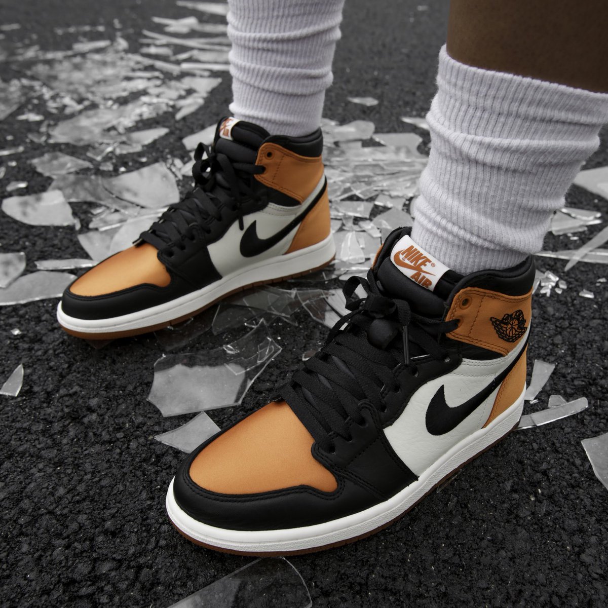 satin shattered backboard womens