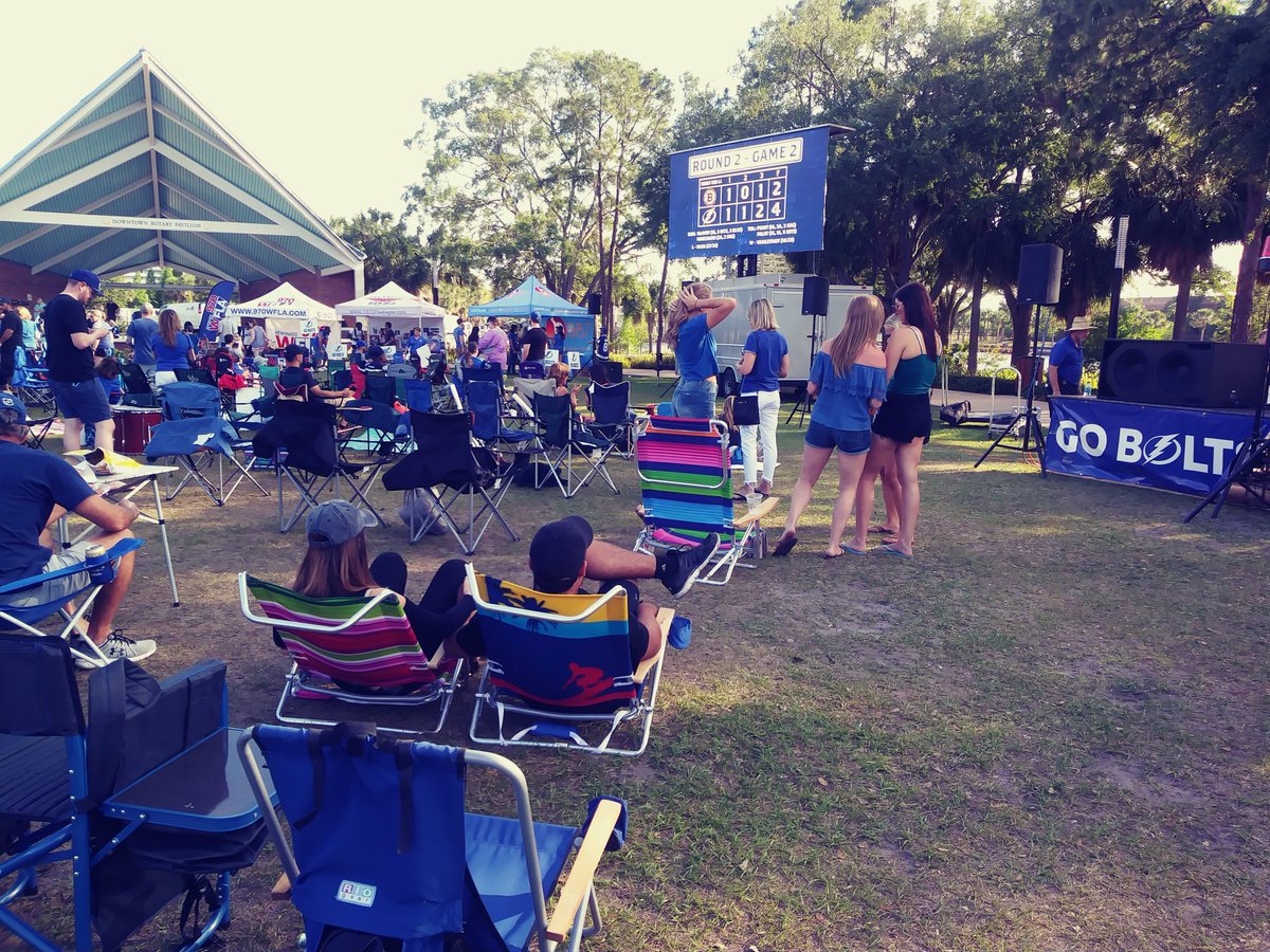 DaPraAlessandra's tweet photo. #TampaBayLightning fans waiting for the start of Game 3 against the #BostonBruins at a watch party at Water Works Park in Tampa. @TBTimes_Photo @TBTimes_Sports https://t.co/g1XLyBDi02