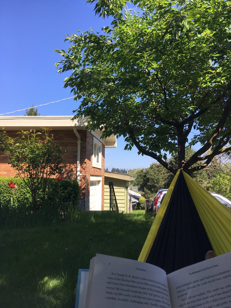 thecontrolzone's tweet image. Found the perfect setting to dive into Vacationland @hodgman