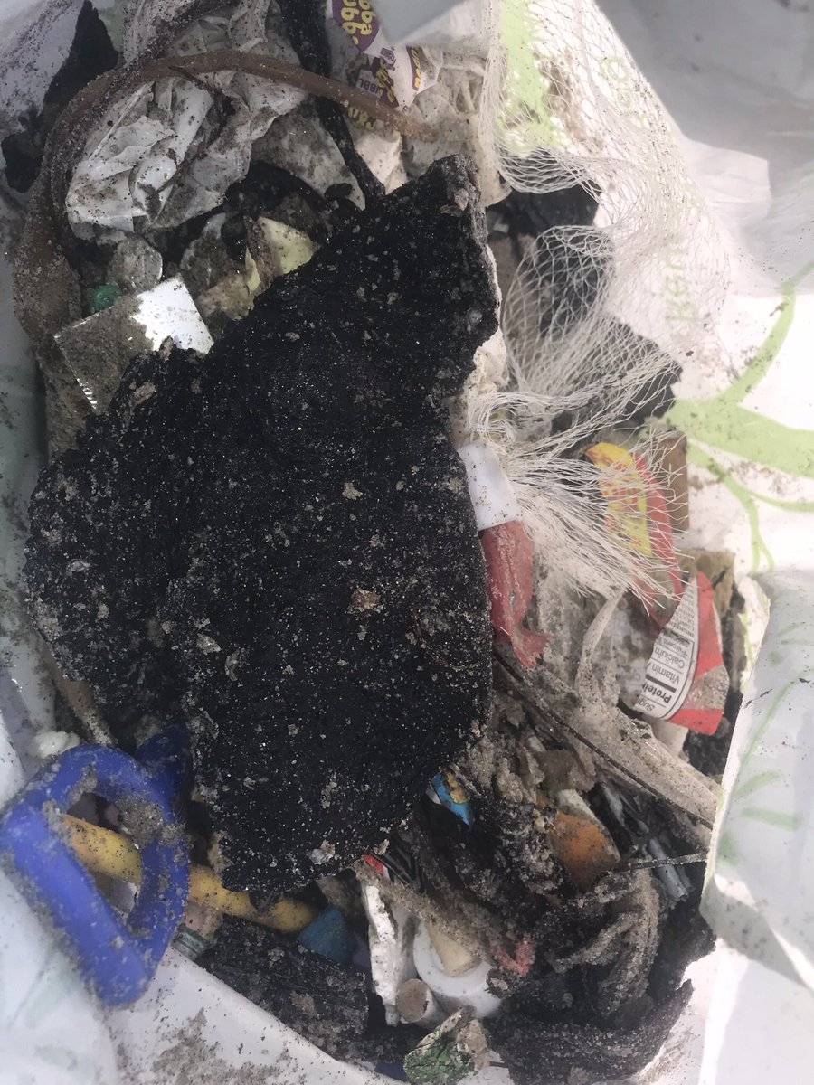 SouthOHomes's tweet photo. SCORE!💥😱🏖
A trophy piece #seaglass 
I earned it after picking up several pounds of tar along the waters edge. Plus...3 bags of trash! #karma  #beachcombing #oceanside #pickupyourtrash #SeaMonsterHomes #NorthOHomes #scottandshelleyweier #c2financial https://t.co/zPfgHpwybR