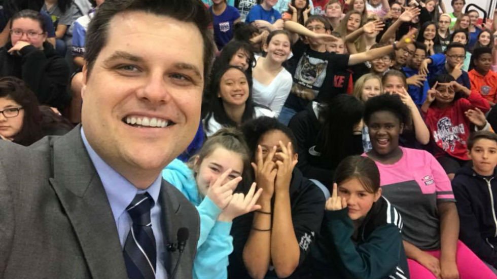 DcOaHYzX4AQL1bY?format=jpg&name=medium