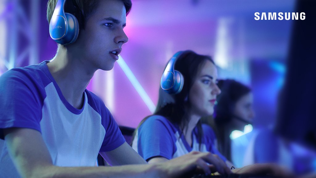 SamsungCRBN's tweet image. Comfort and entertainment for longer. Use the integrated commands in the #LevelOn without touching your phone or computer.