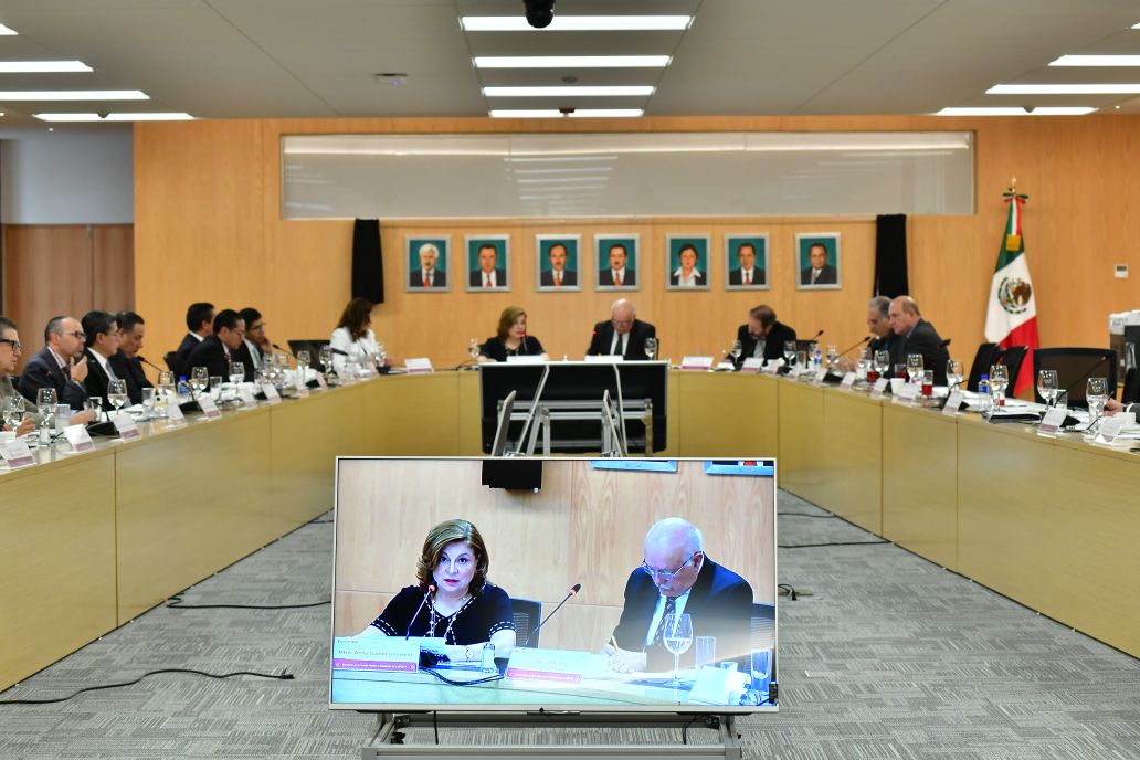 Durante el encuentro con el Auditor Superior de la Federación, <a href="/colmenaresparam/">DavidColmenaresPáram</a> y los integrantes de <a href="/ContraloresMX/">CPCE-F</a>, se tocaron temas como el establecimiento de mecanismos de fiscalización, transparencia y prevención de conductas relacionadas con actos de corrupción y denuncias.