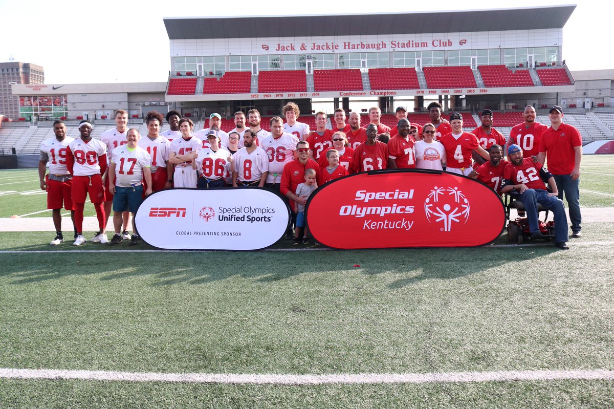 WKUSports's tweet image. Great to have our friends from @SpecialOlympics out with @WKUFootball for today's Unified Flag Football game!

#HilltoppersWithHeart