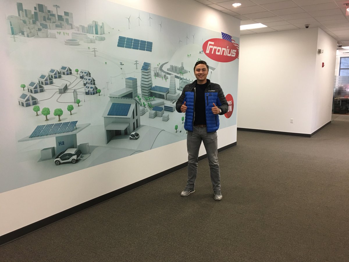 freevoltusa's tweet photo. THANK YOU to our friends and partners Fronius for giving our FreeVolt team members the opportunity to expand our knowledge and learn everything there is to know about the Fronius Inverters and more!☀️ #24HoursOfSun #Fronius #FreeVolt #BreakFree #Solar #EnergyEfficiencyCompany https://t.co/xpE3PAxZug
